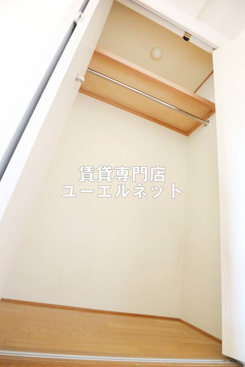 収納　クローゼット付きでお部屋もスッキリ♪