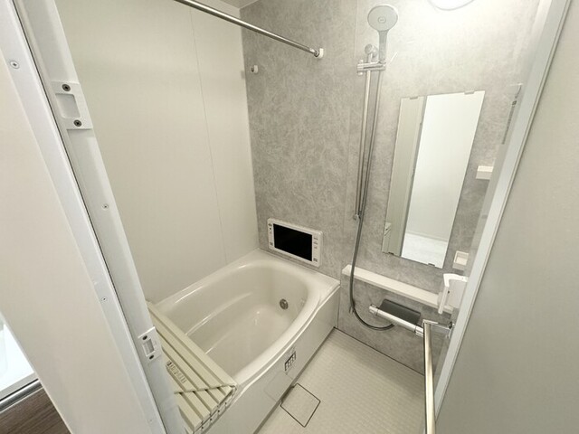 バス・シャワールーム　浴室