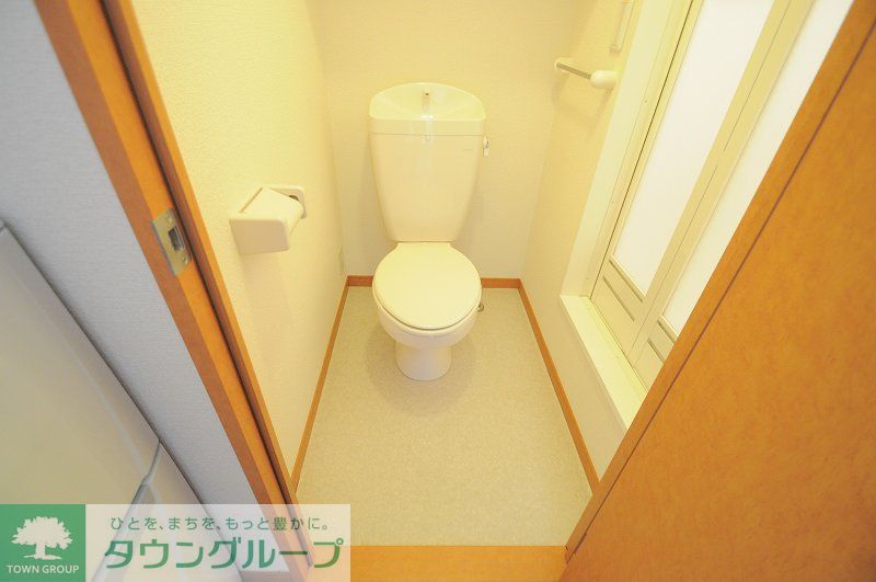 レオパレスペニーハイツIIIのトイレ写真