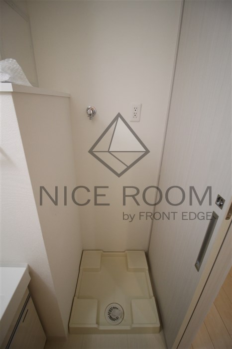 その他設備　ファーストフィオーレ本町イーストII　洗濯パン