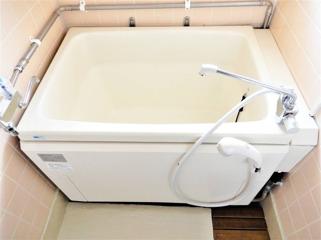 バス・シャワールーム　バス