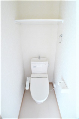 トイレ　他号室の写真です。