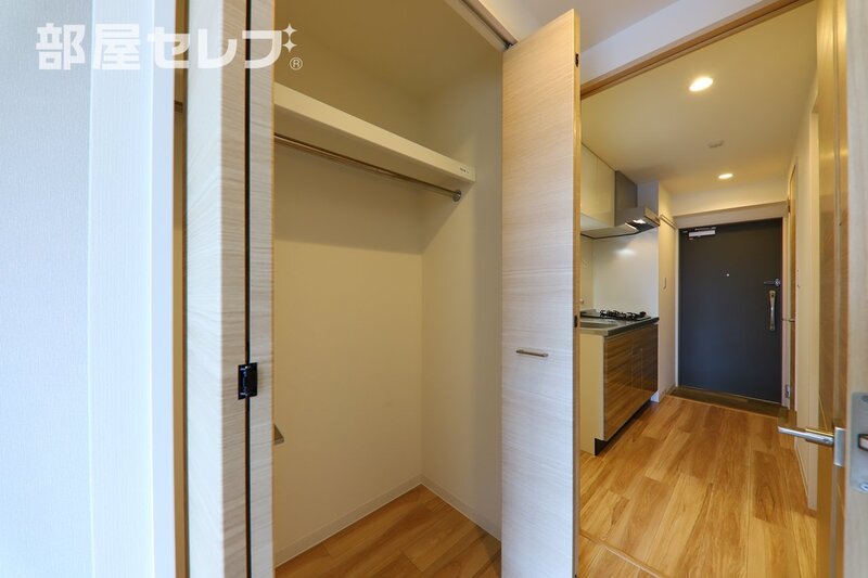 収納　１４０８号室写真