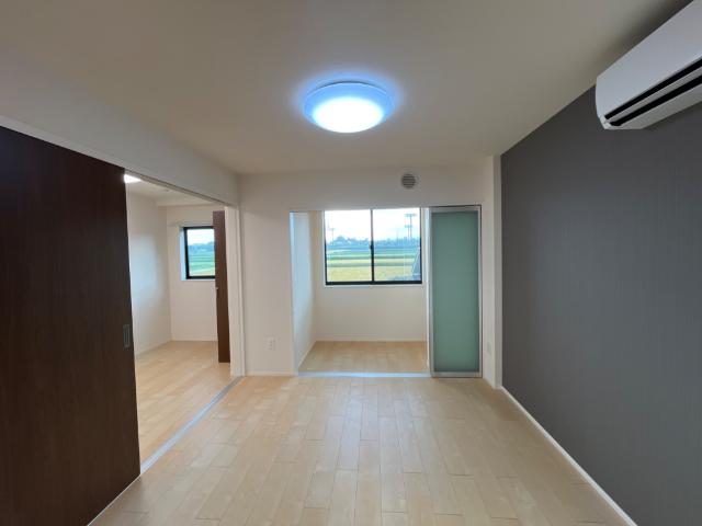 居室・リビング　リビング