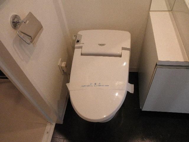 トイレ　参考写真