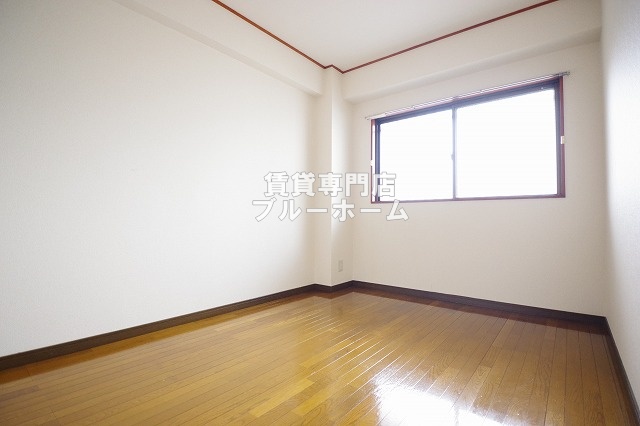 その他部屋・スペース　明るい洋室！