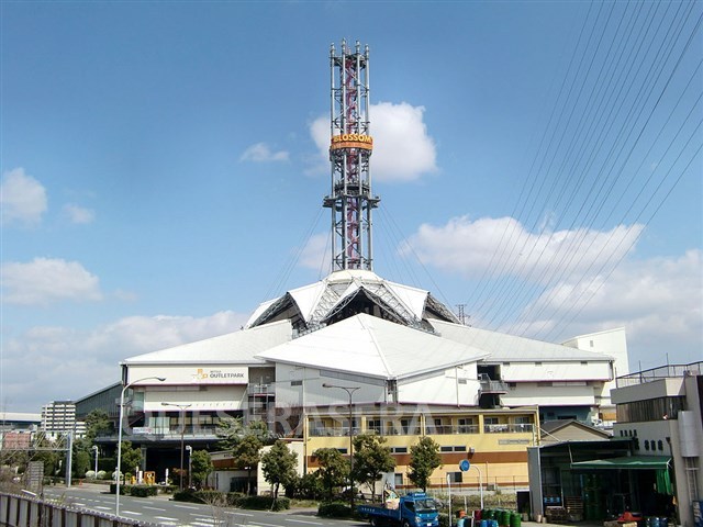 ショッピングセンター　三井アウトレットパーク大阪鶴見（ショッピングセンター）まで680m