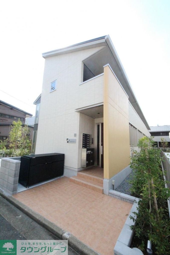 建物外観　エントランス