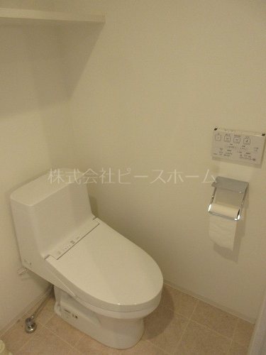 トイレ　※別号室参考写真