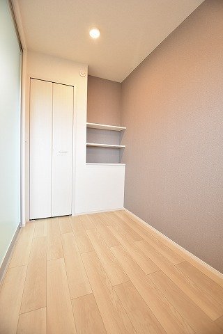 その他部屋・スペース　明るい色調の室内です