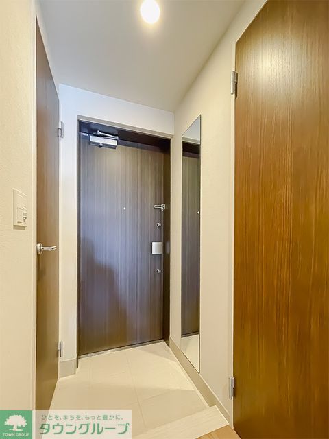 玄関　※写真は同タイプ住戸です。