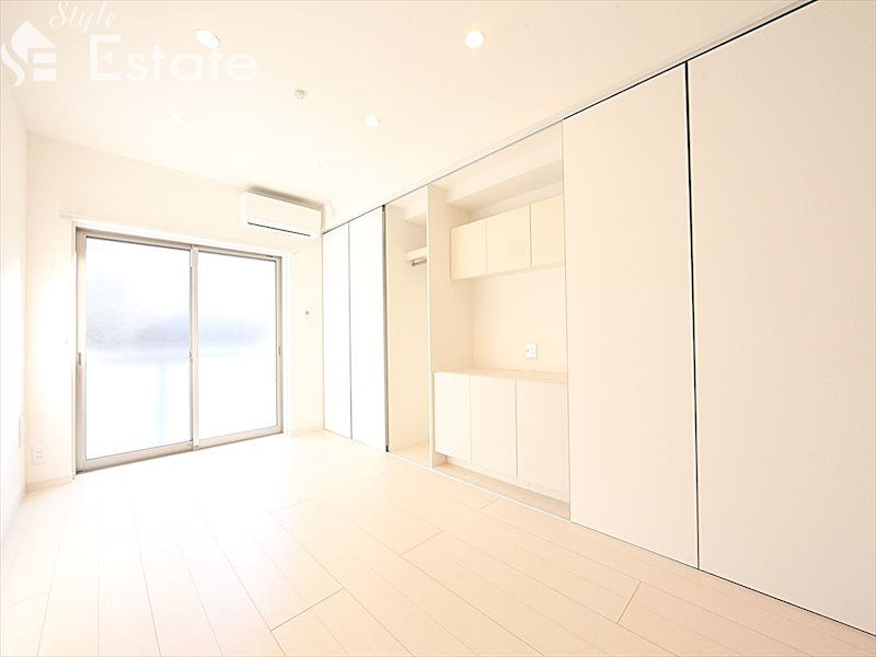 居室・リビング　内装