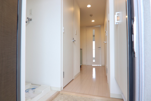 玄関　※別号室の参考写真です※