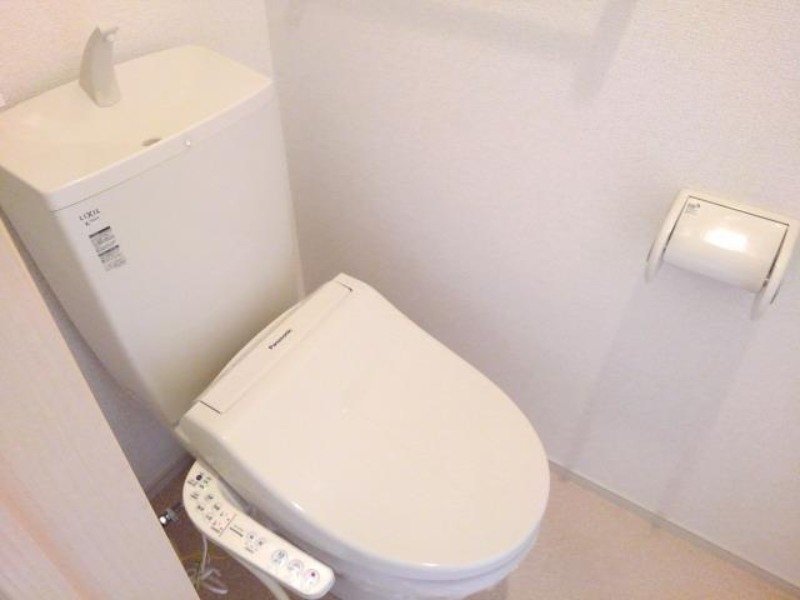 トイレ　図面と現状に相違がある場合には現状を優先