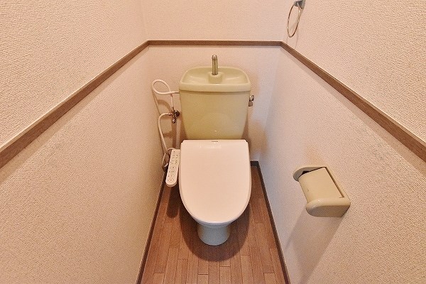 トイレ　★温水洗浄便座付トイレ★