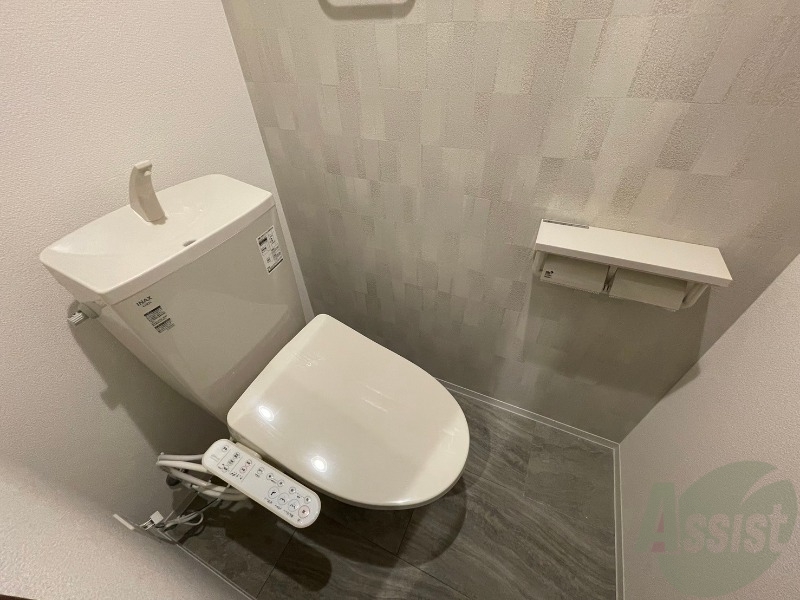 トイレ　こちらはトイレです。清潔感があり、安心して使用できます。