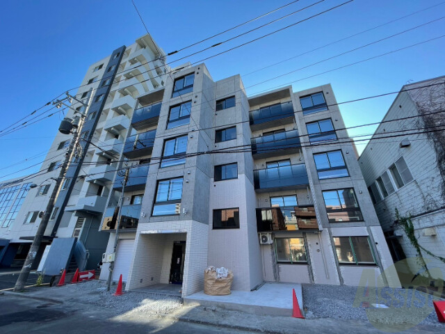 建物外観　札幌市中央区大通東「ＳＴＲＡＤＡＬＥ」