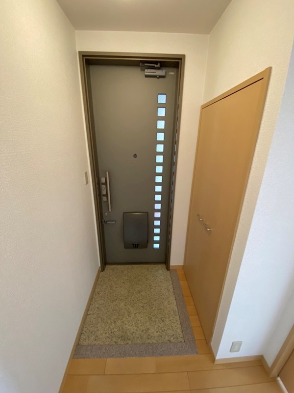 玄関　シューズBOX付