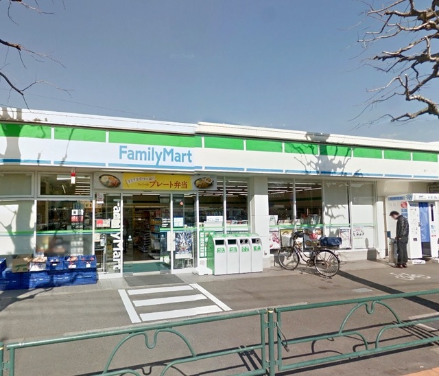 コンビニ　ファミリーマート上鷺宮二丁目店（コンビニ）まで775m