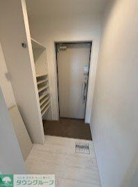 玄関　同会社施工参照　現状優先