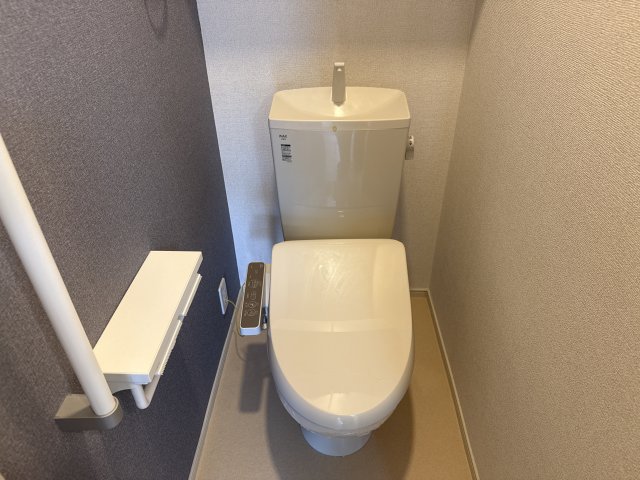 ル ボヌール赤穂IIのトイレ写真