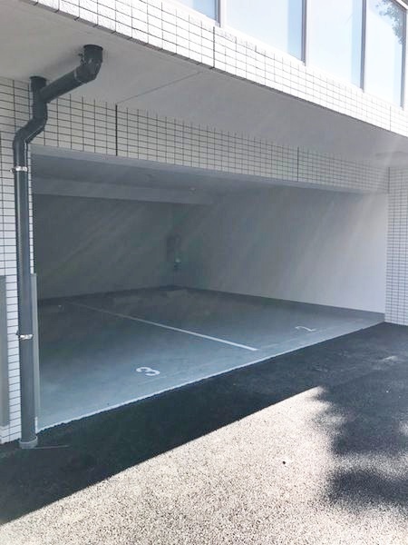 駐車場　【女性のお一人暮らしでも安心のセキュリティ♪】おすすめ！