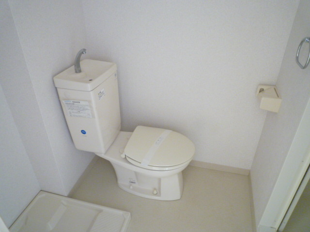 トイレ　トイレでもゆっくり出来ますよ