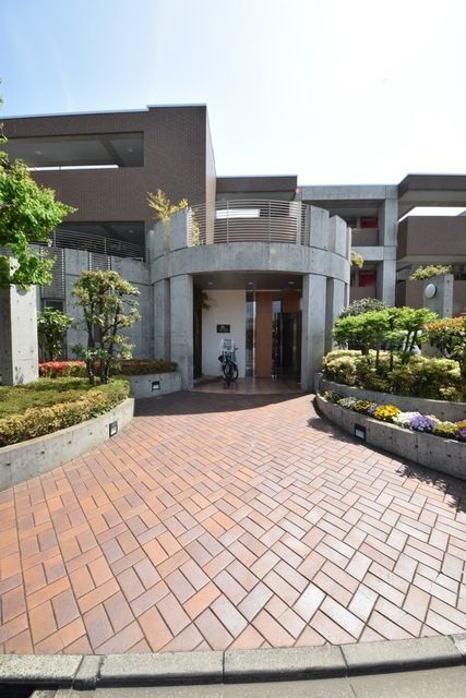 エントランス　☆お問い合わせはお早めに☆