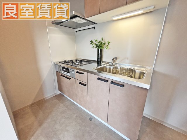 キッチン　システムキッチン新品