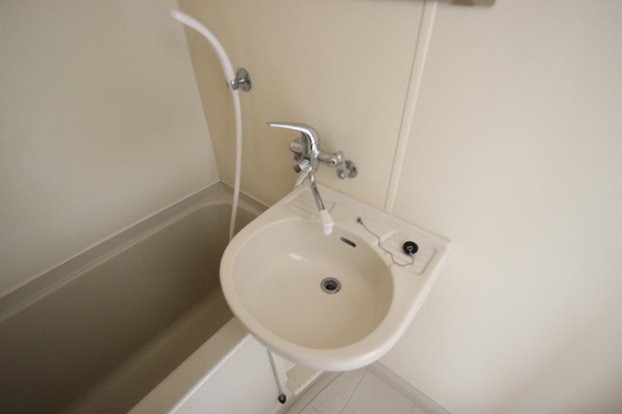 洗面設備　※別部屋の写真です