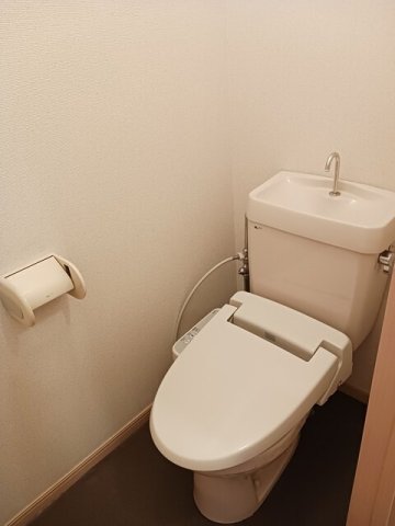 トイレ　落ち着いたトイレです