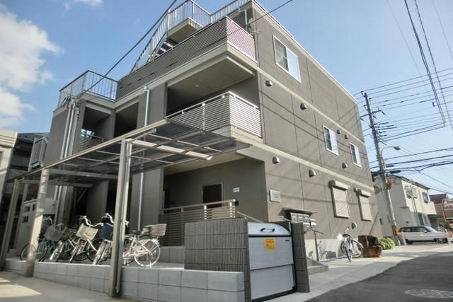 建物外観　防音・断熱に優れたＰＣ造