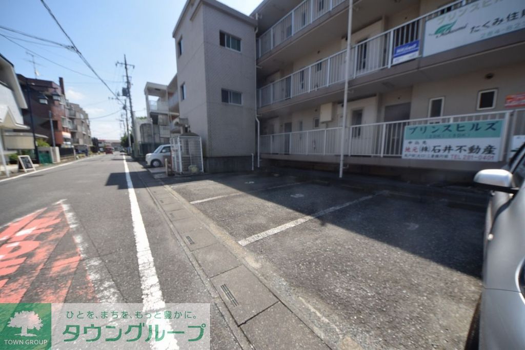 駐車場　駐車場