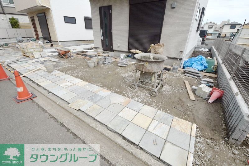駐車場　タウンハウジング調布店まで♪