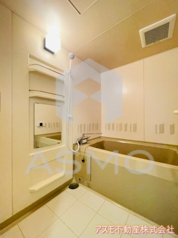 バス・シャワールーム　同マンション別部屋　参考写真