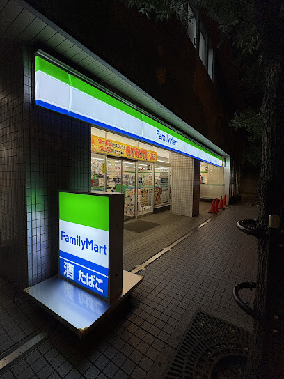 コンビニ　ファミリーマート 北野高校前店（コンビニ）まで130m