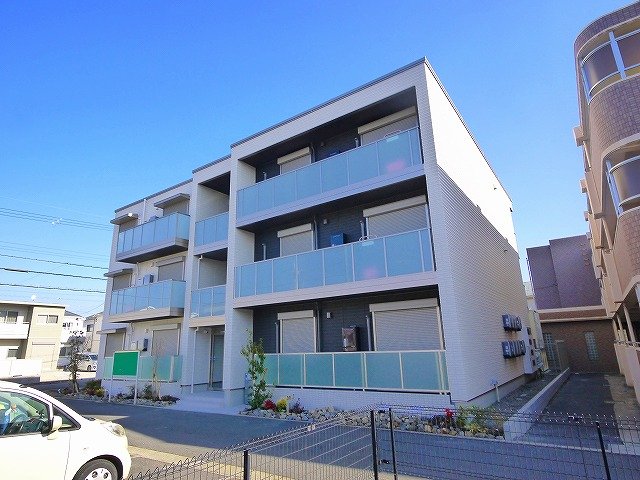 建物外観　外観は落ち着いています