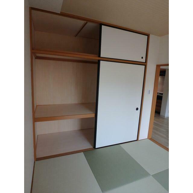 収納　押入有り