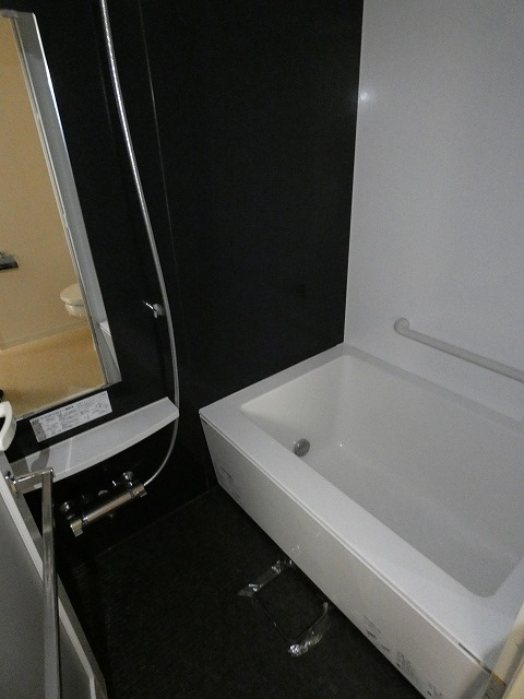 バス・シャワールーム　バス※別部屋参考写真