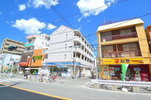 コンビニ　ローソン　HA　阪急三国店（コンビニ）まで619m