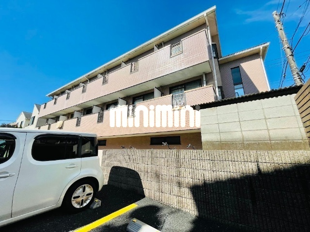 建物外観　３駅３路線利用可能な好立地！