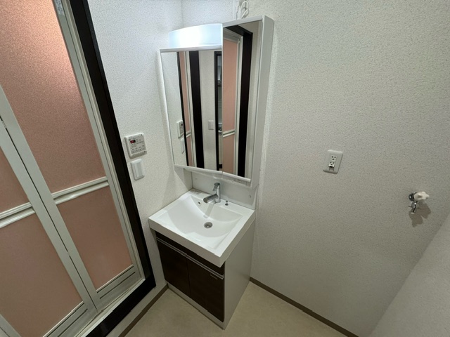 洗面設備　※同施工会社のイメージ写真※