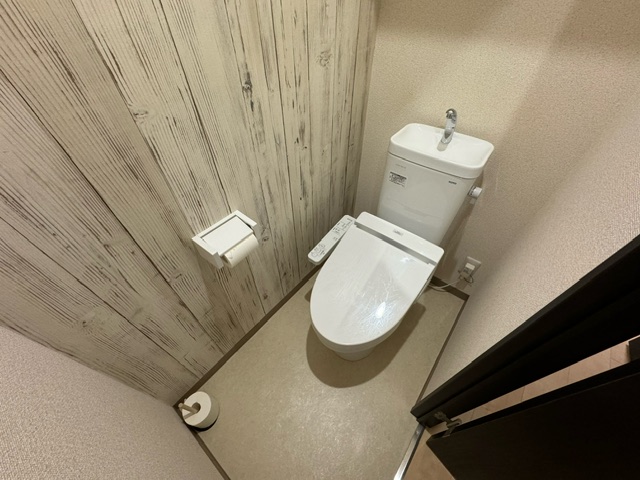 トイレ　※同施工会社のイメージ写真※