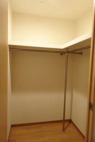 収納　ウォークインクローゼット　※現況優先