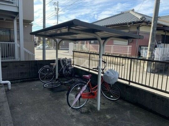SurplusOneサニービレッジの外観写真