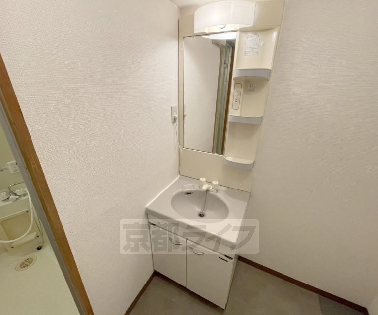 Court flats TANABE 2号棟の内装写真
