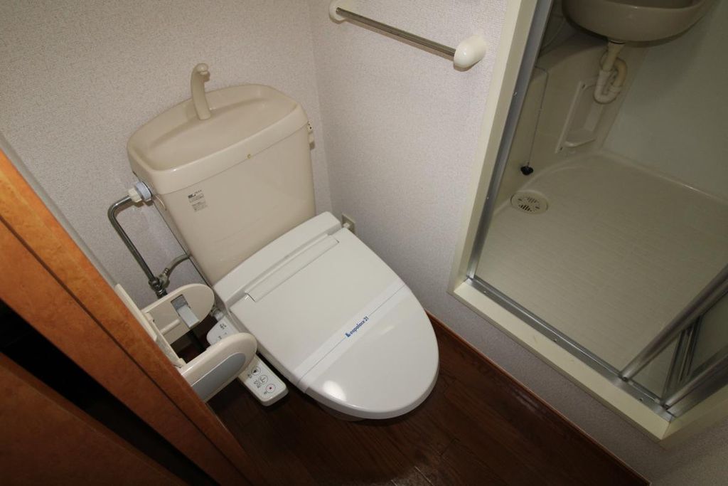 トイレ　トイレ