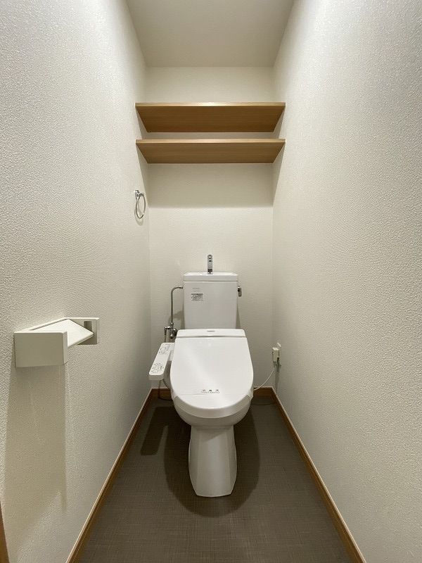トイレ　トイレもきれいです