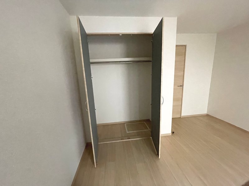 収納　エクスモーション西日暮里　荒川区西日暮里４