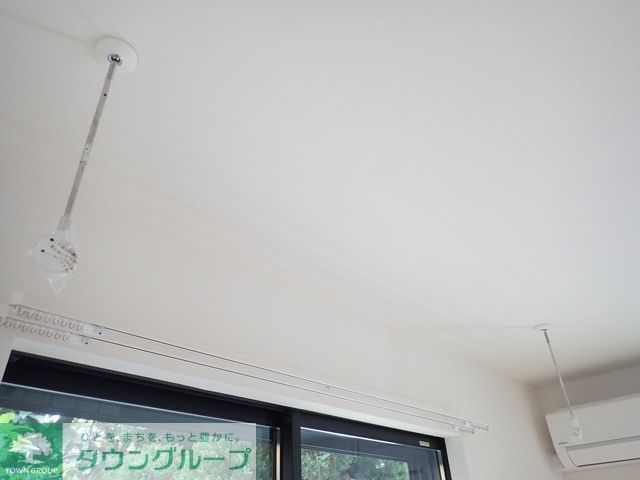 その他設備　室内物干し